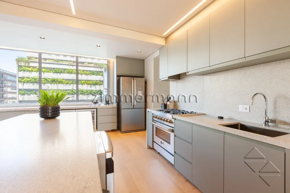 Apartamento, 3 quartos, 251 m² - Foto 1