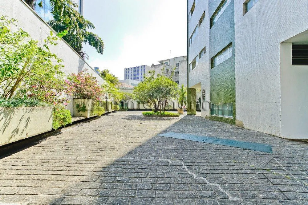 Apartamento, 3 quartos, 142 m² - Foto 2