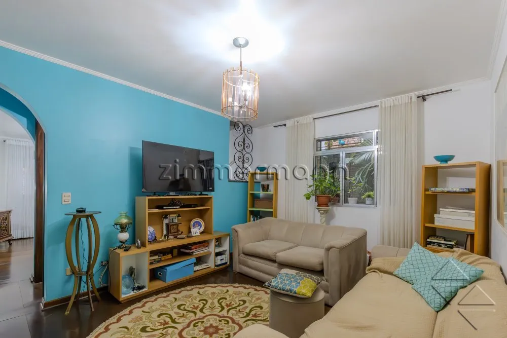 Casa, 3 quartos, 262 m² - Foto 1