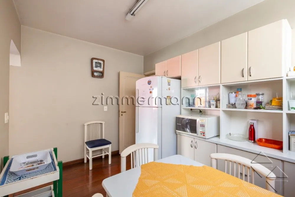 Apartamento, 4 quartos, 193 m² - Foto 2