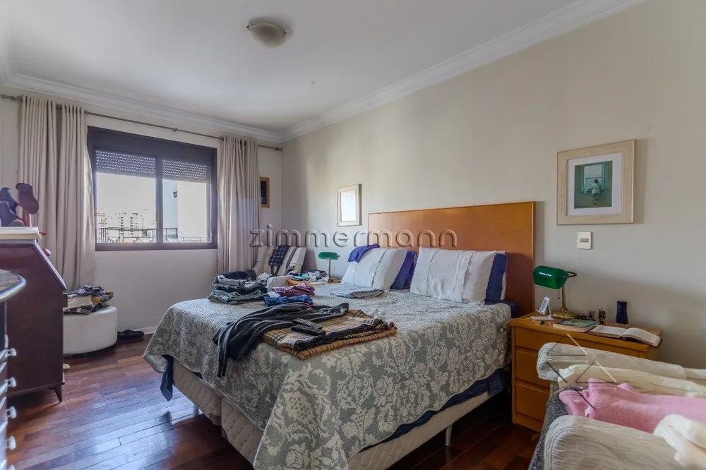 Apartamento, 4 quartos, 252 m² - Foto 2