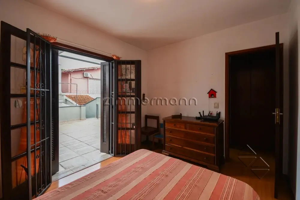 Casa, 4 quartos, 190 m² - Foto 1