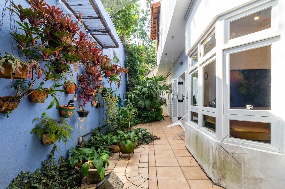 Casa, 4 quartos, 230 m² - Foto 9