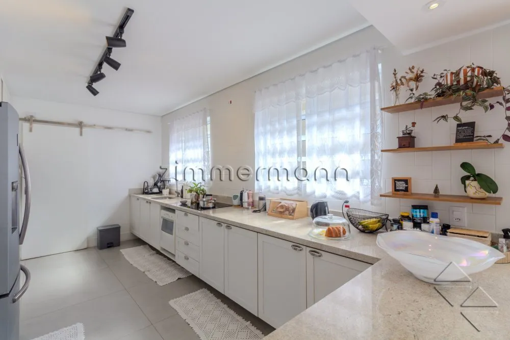 Apartamento, 3 quartos, 144 m² - Foto 1