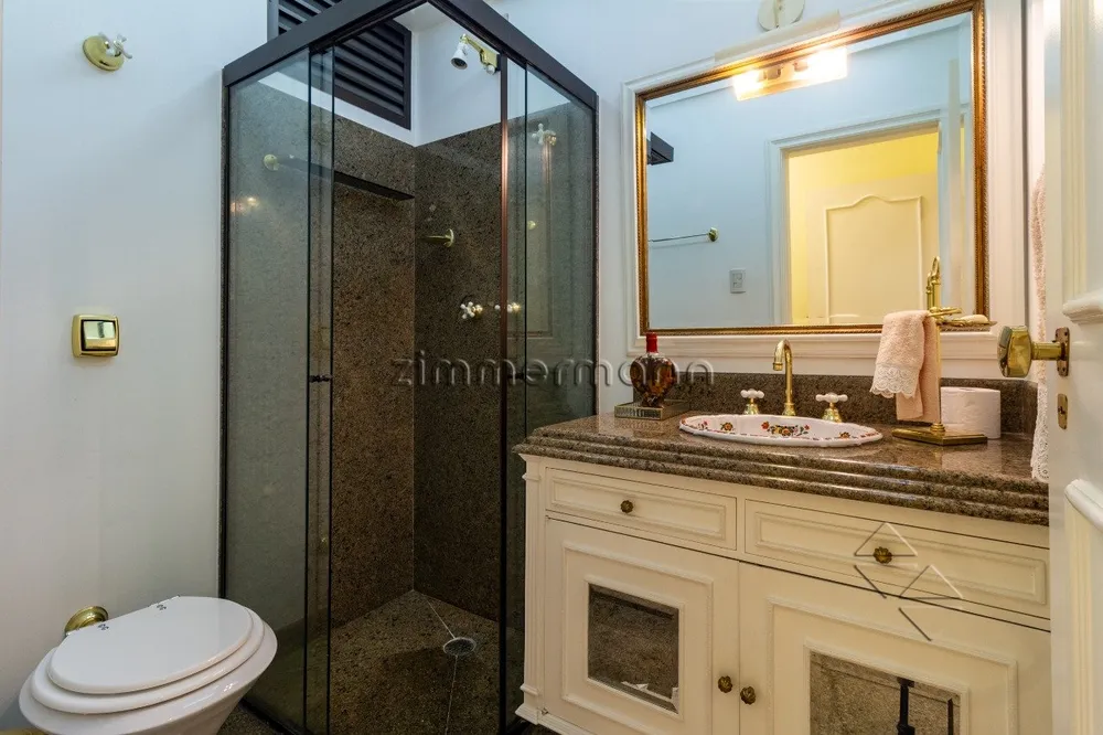 Apartamento, 3 quartos, 200 m² - Foto 1
