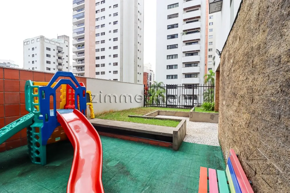 Loteamento e Condomínio, 210 m² - Foto 1