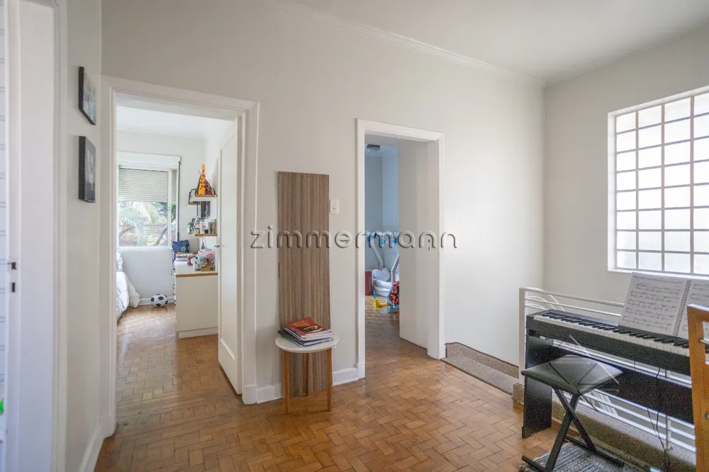 Casa, 4 quartos, 271 m² - Foto 1