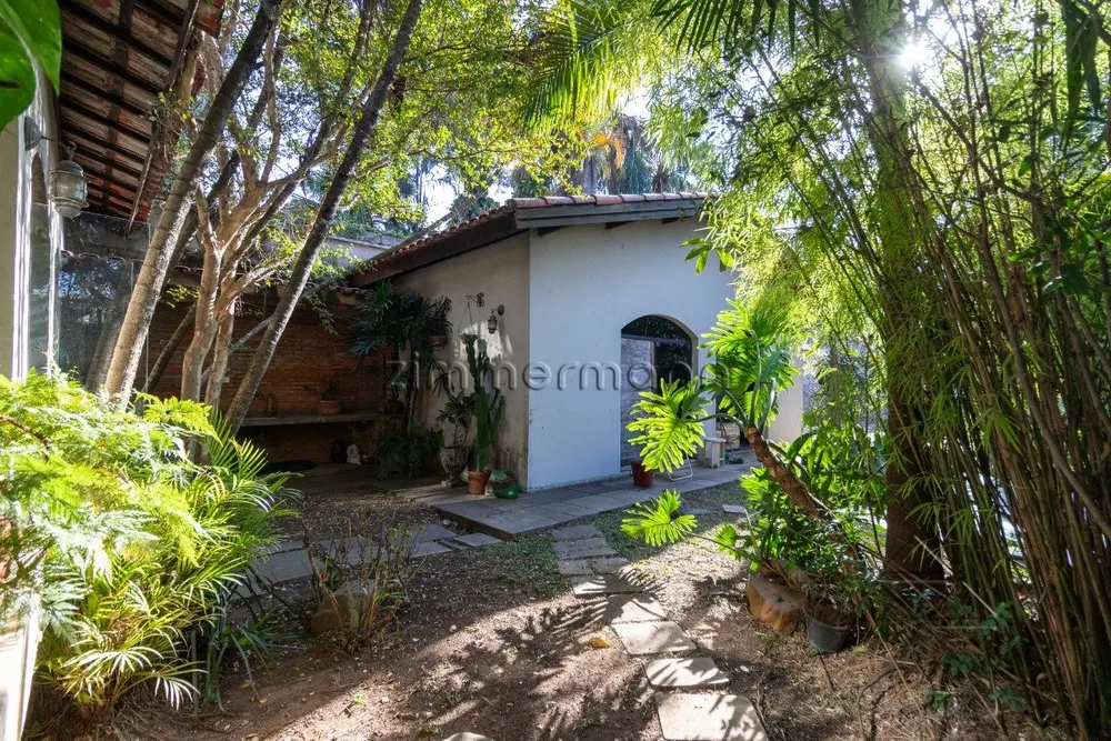 Casa, 4 quartos, 329 m² - Foto 1