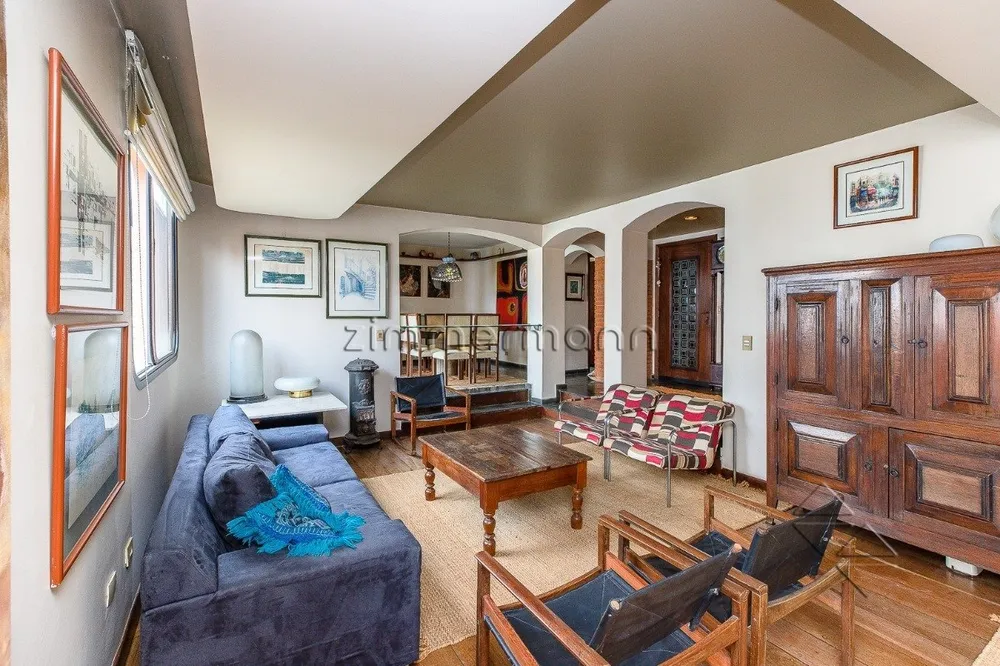 Apartamento, 3 quartos, 210 m² - Foto 1