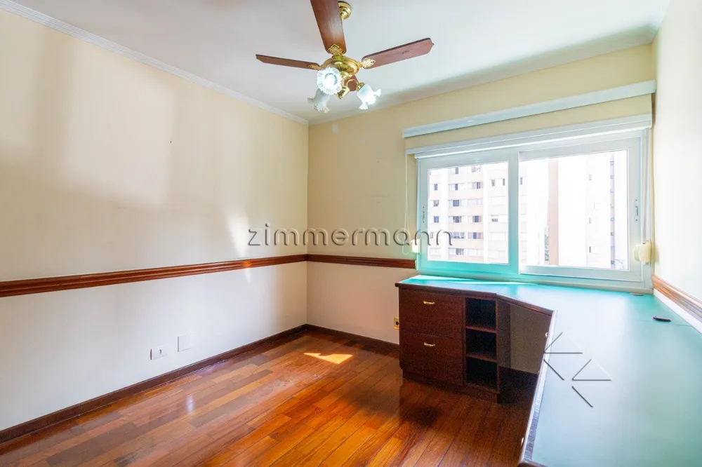 Apartamento, 4 quartos, 210 m² - Foto 1