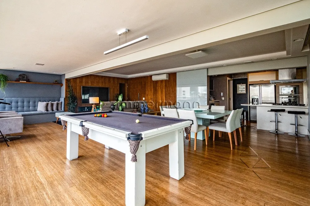 Apartamento, 3 quartos, 224 m² - Foto 1
