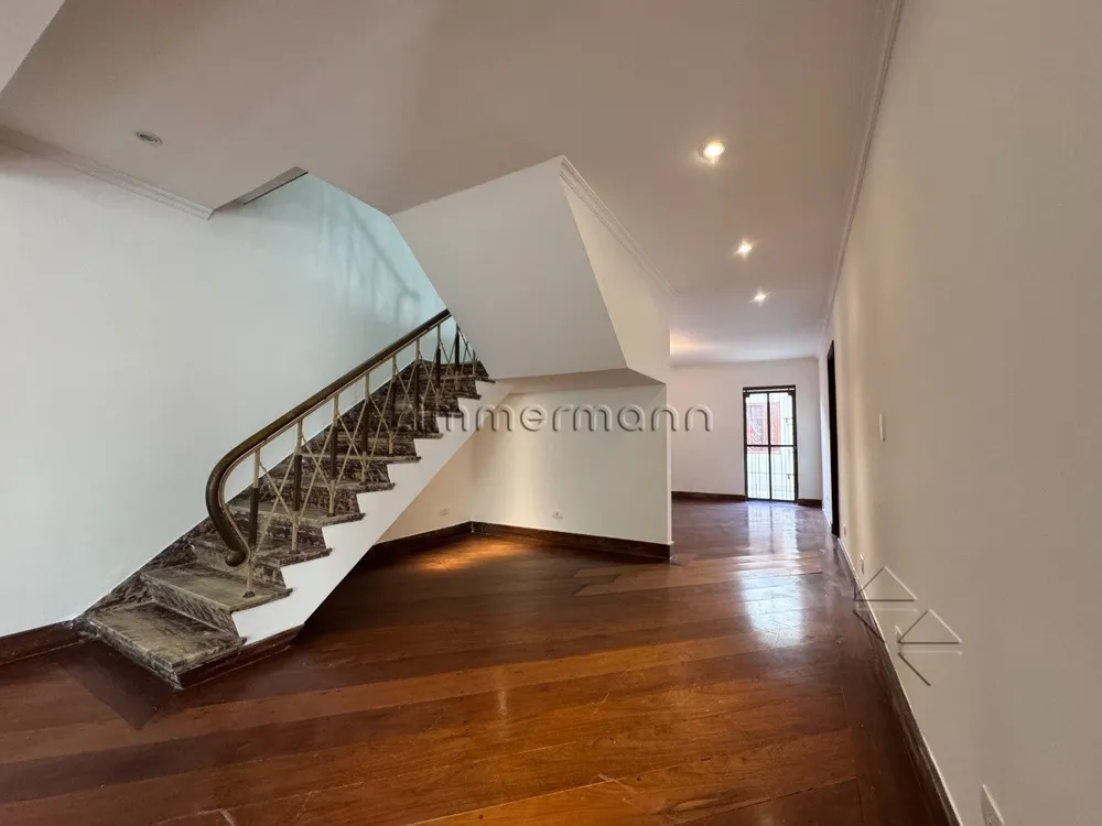 Casa, 4 quartos, 330 m² - Foto 1