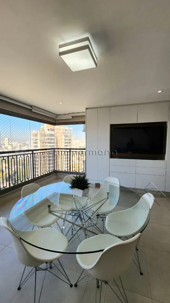 Apartamento, 3 quartos, 147 m² - Foto 1
