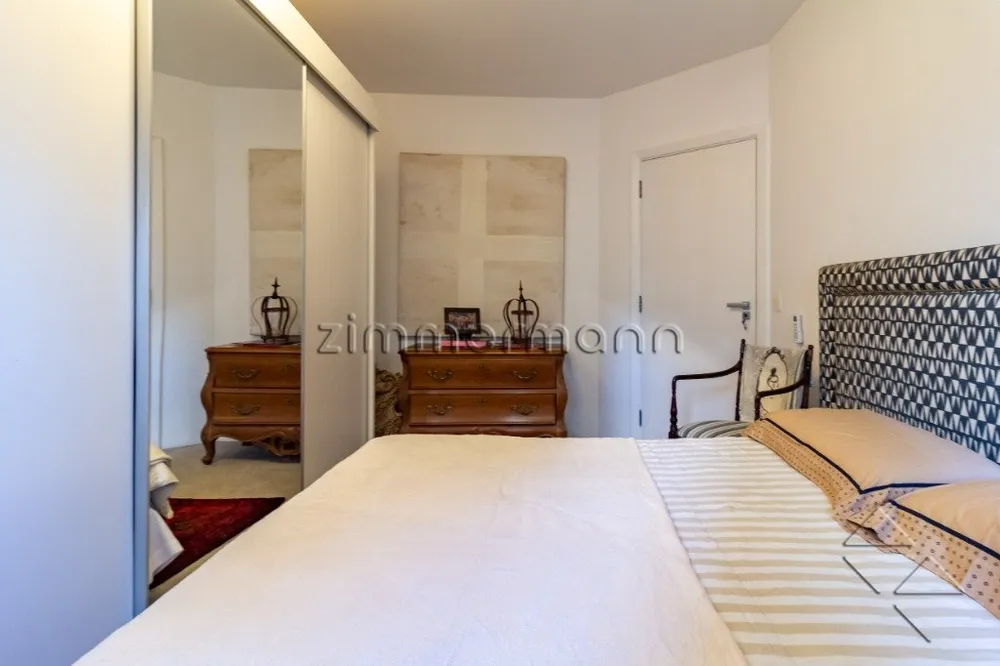 Apartamento, 4 quartos, 244 m² - Foto 2