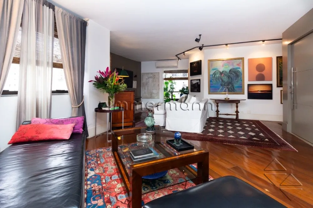 Apartamento, 4 quartos, 244 m² - Foto 2