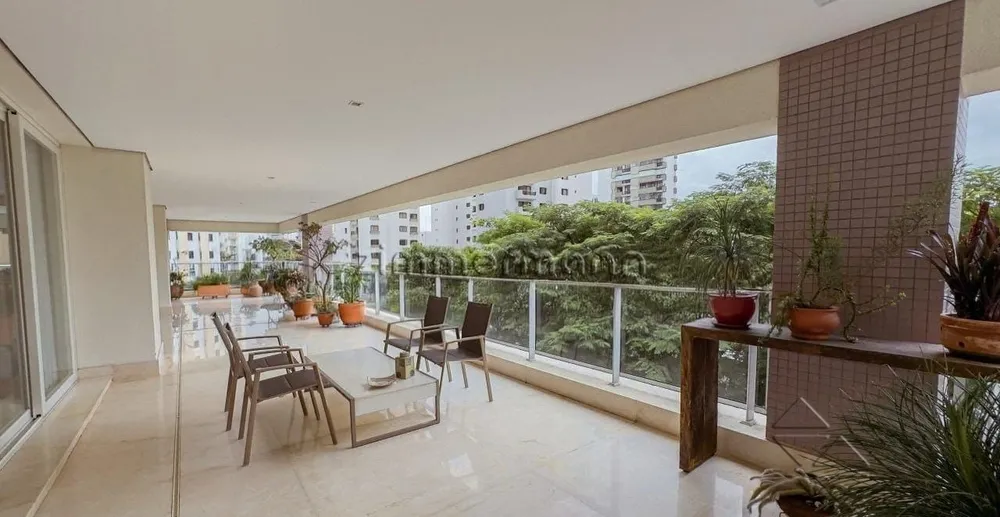 Apartamento, 3 quartos, 392 m² - Foto 4