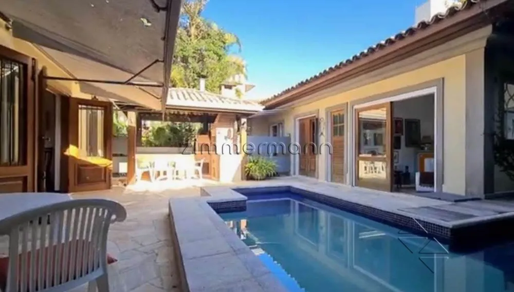 Casa, 3 quartos, 217 m² - Foto 2