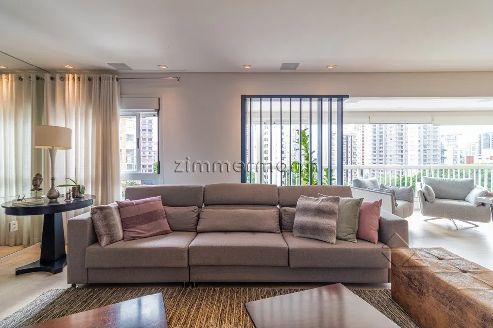 Apartamento, 3 quartos, 148 m² - Foto 1