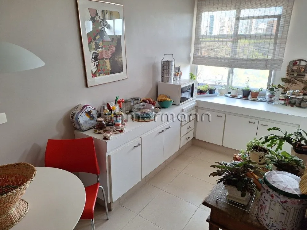 Apartamento, 3 quartos, 140 m² - Foto 4