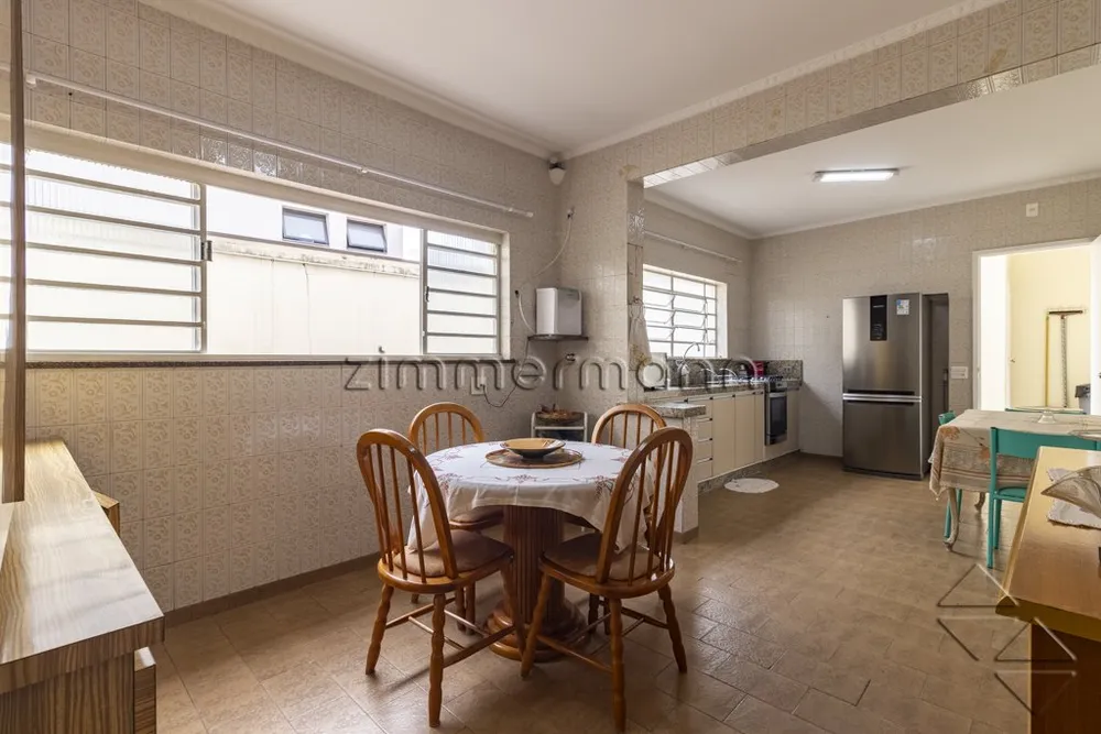 Casa, 3 quartos, 252 m² - Foto 8