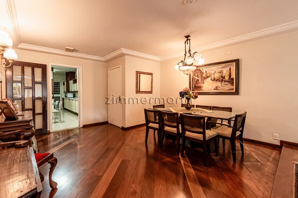 Apartamento, 3 quartos, 220 m² - Foto 2
