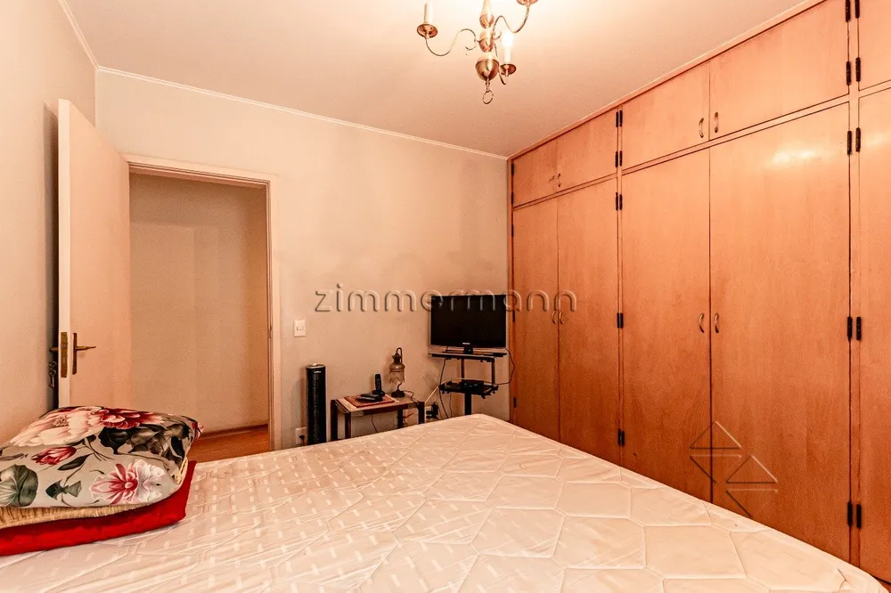 Apartamento, 3 quartos, 220 m² - Foto 3
