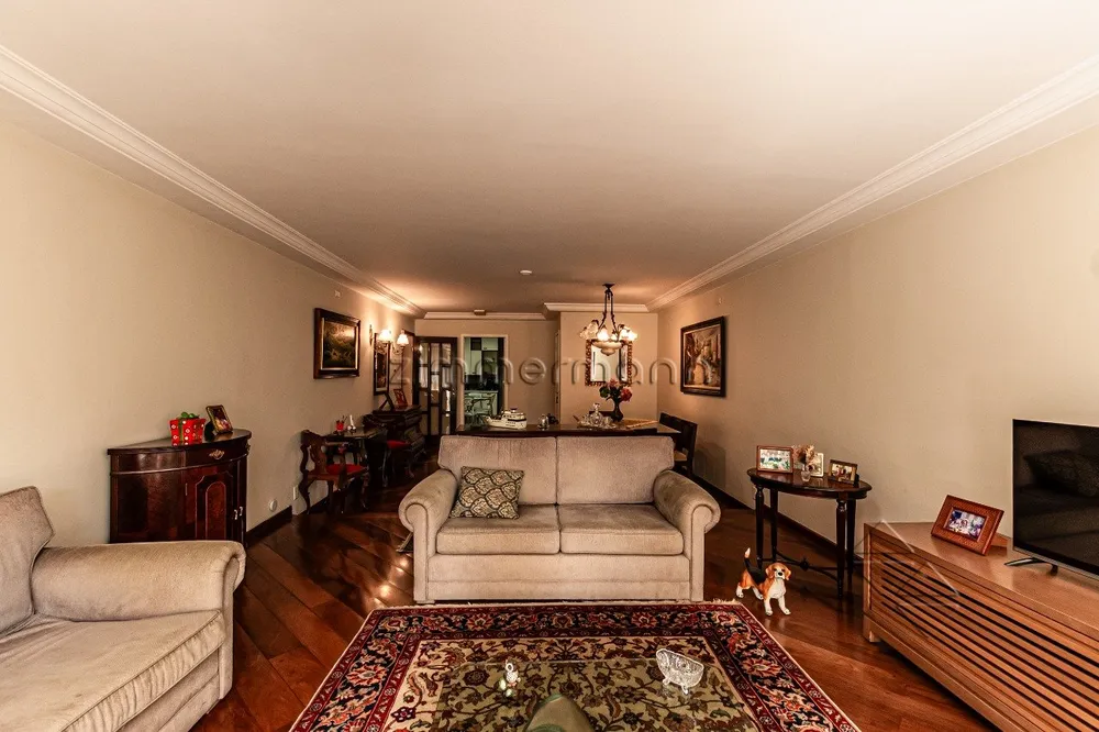 Apartamento, 3 quartos, 220 m² - Foto 1