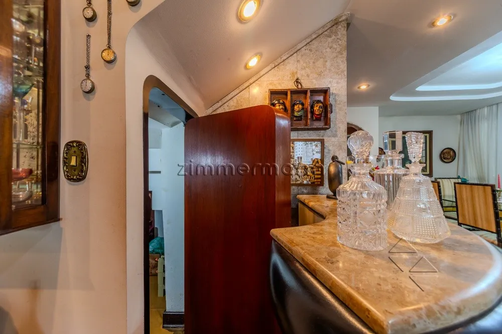 Apartamento, 4 quartos, 223 m² - Foto 2
