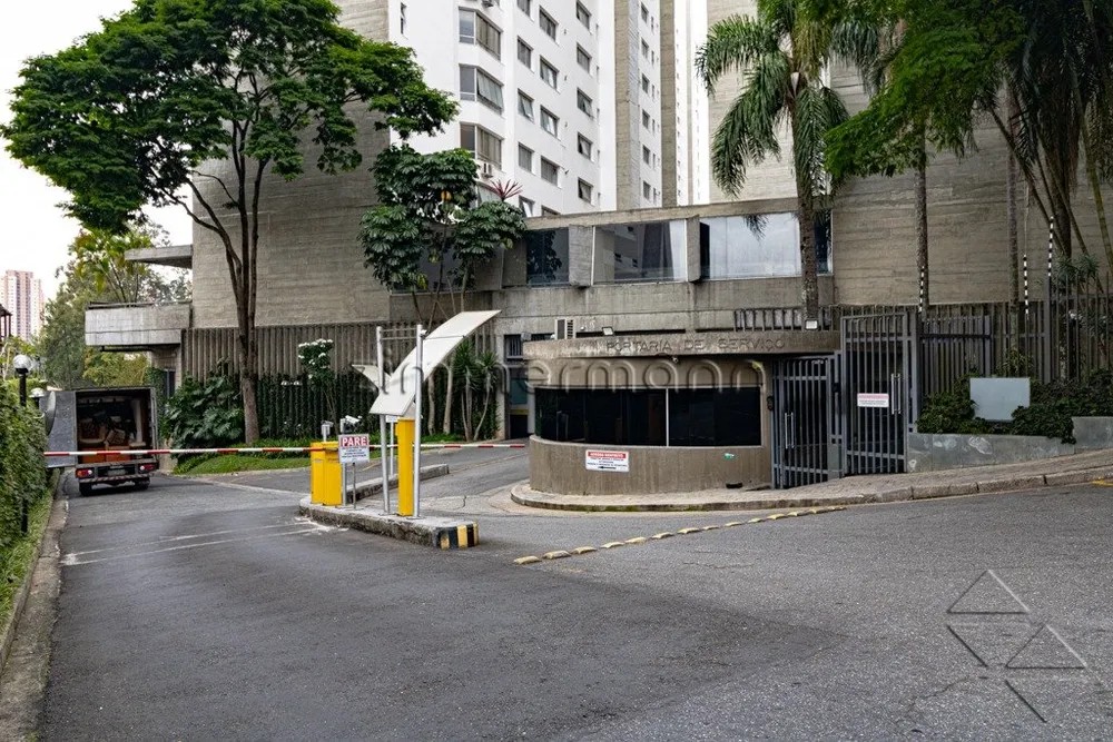 Apartamento, 3 quartos, 160 m² - Foto 2