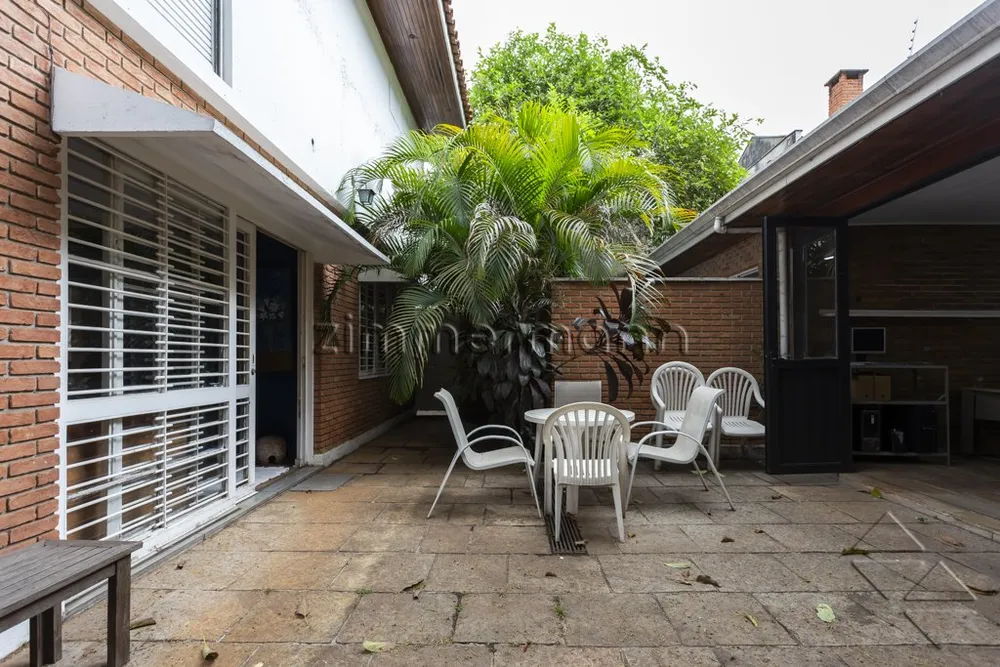 Casa, 4 quartos, 313 m² - Foto 1