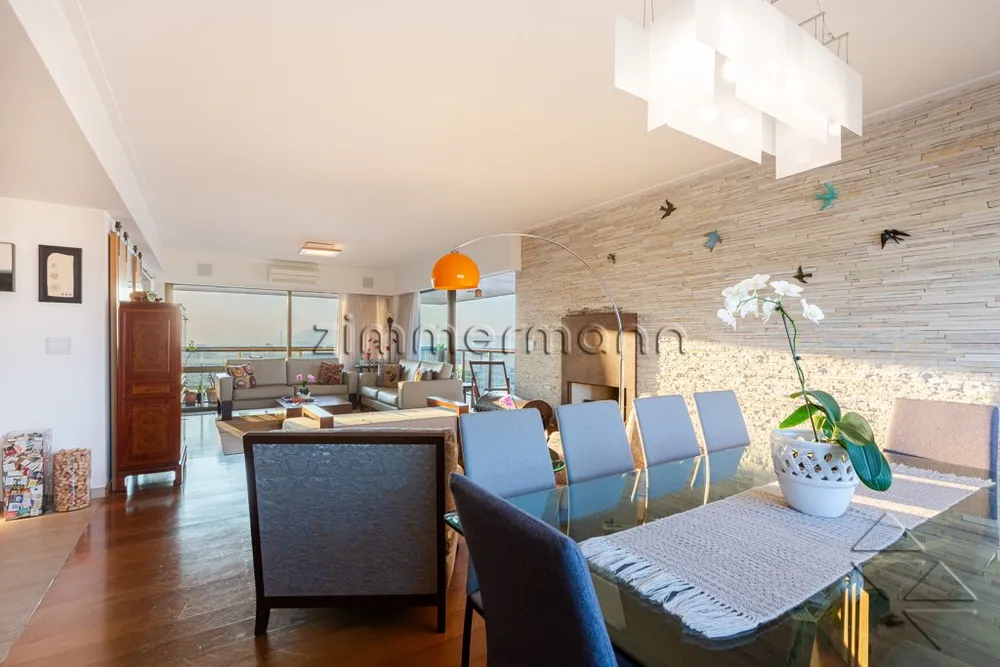 Apartamento, 4 quartos, 240 m² - Foto 1