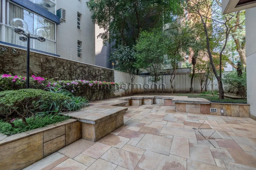 Loteamento e Condomínio, 900 m² - Foto 1