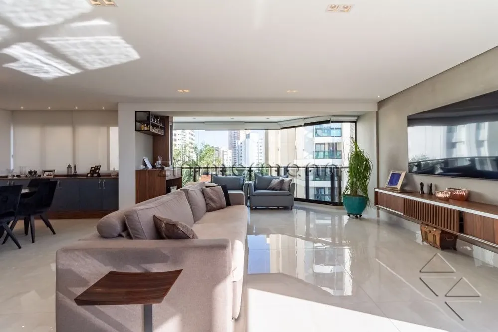 Apartamento, 4 quartos, 230 m² - Foto 2