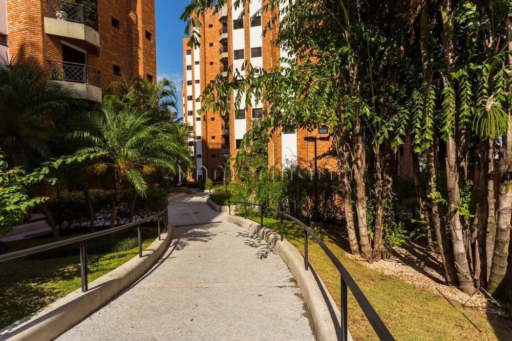Loteamento e Condomínio, 2599 m² - Foto 6