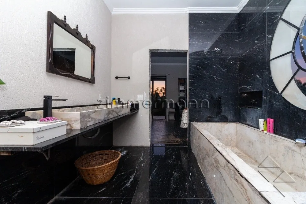 Casa, 4 quartos, 380 m² - Foto 1