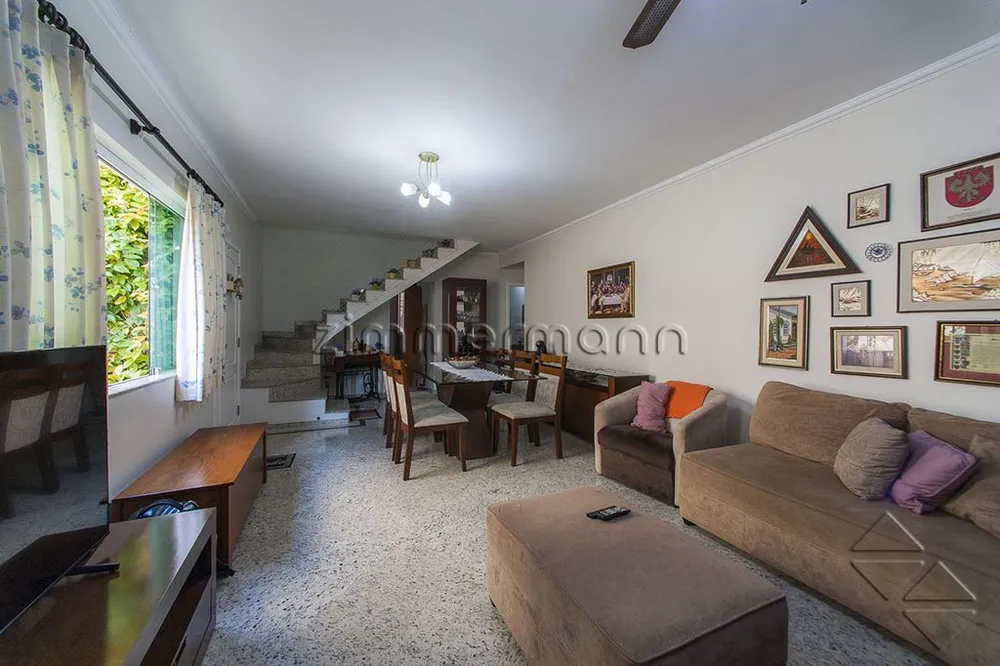 Casa, 3 quartos, 237 m² - Foto 2