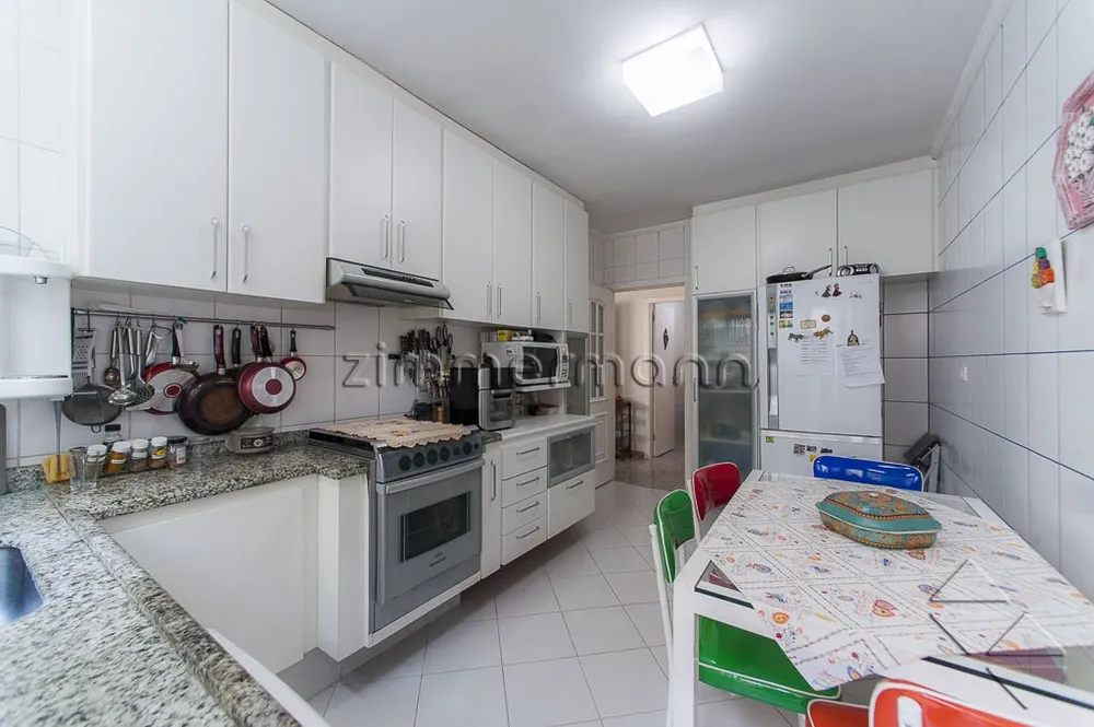 Casa, 3 quartos, 237 m² - Foto 10