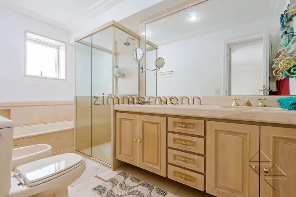 Apartamento, 4 quartos, 202 m² - Foto 1