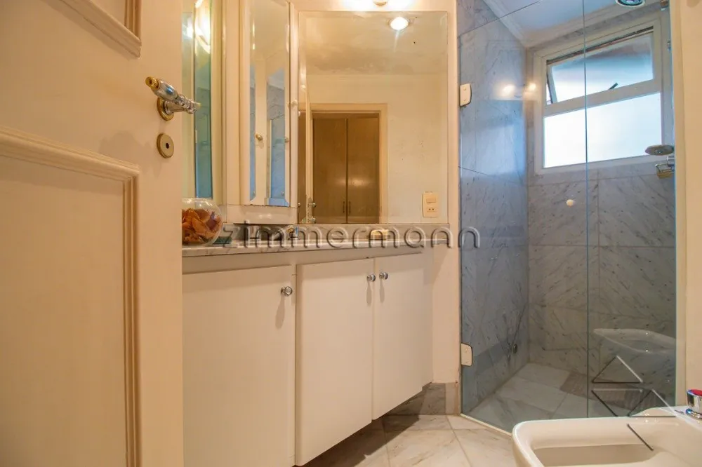 Apartamento, 3 quartos, 257 m² - Foto 1