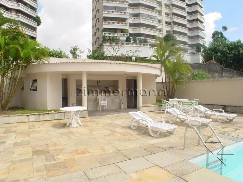 Apartamento, 3 quartos, 240 m² - Foto 1