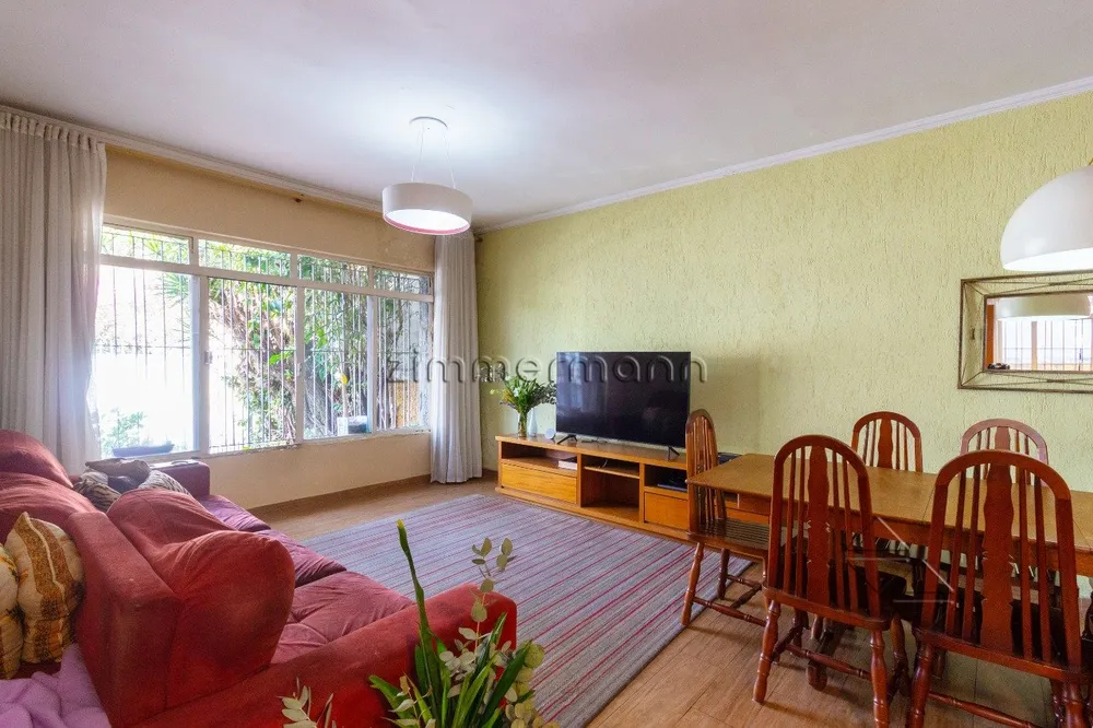 Casa, 3 quartos, 210 m² - Foto 1