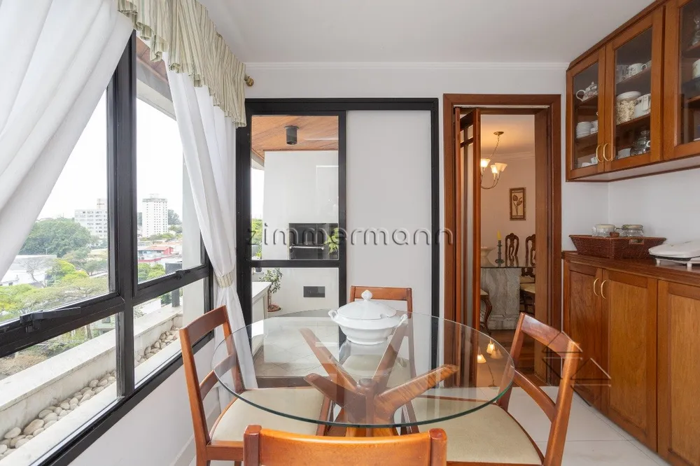 Apartamento, 3 quartos, 168 m² - Foto 2
