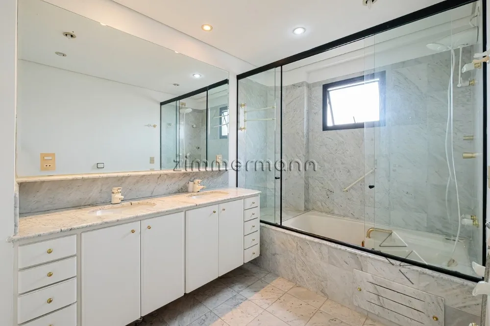 Apartamento, 3 quartos, 146 m² - Foto 2
