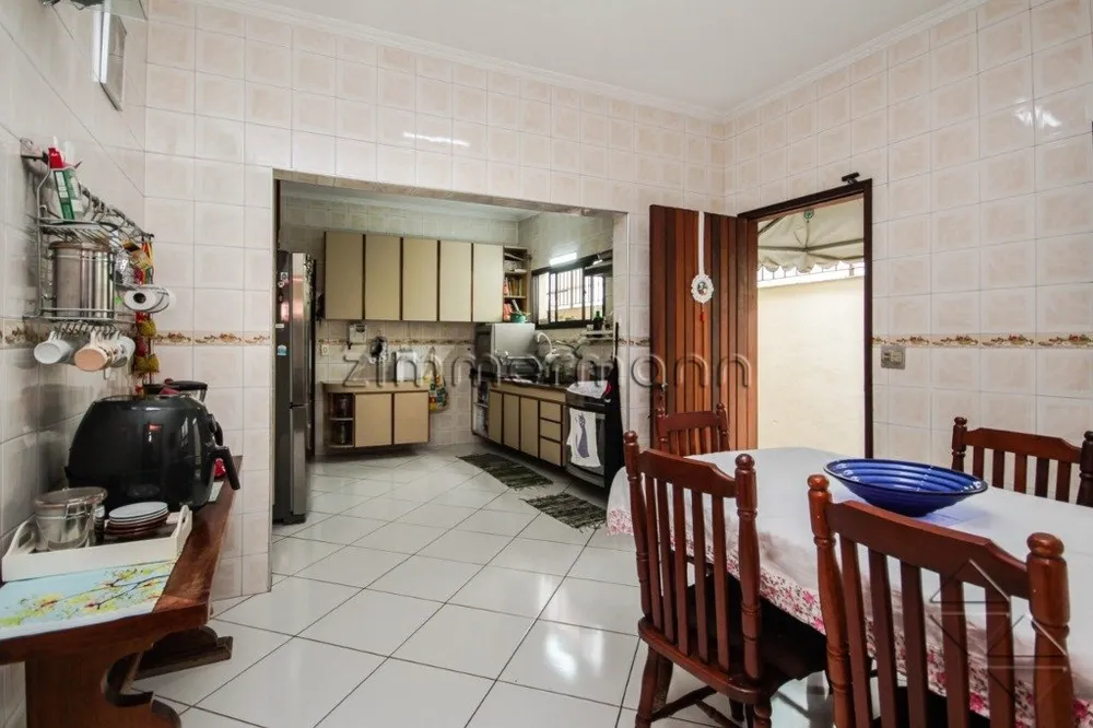 Casa, 3 quartos, 252 m² - Foto 4