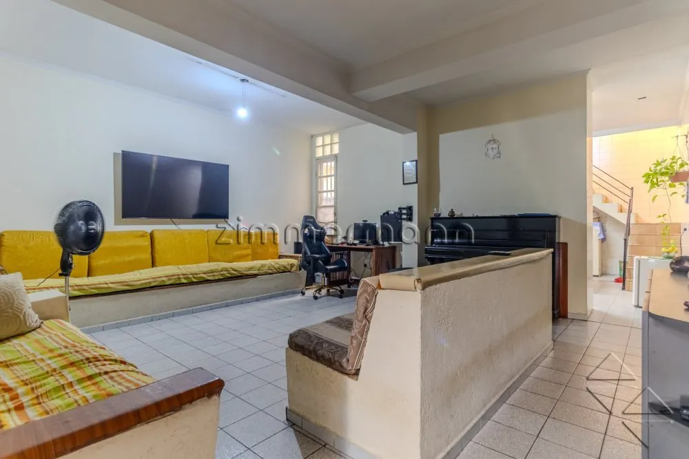 Casa, 4 quartos, 158 m² - Foto 1