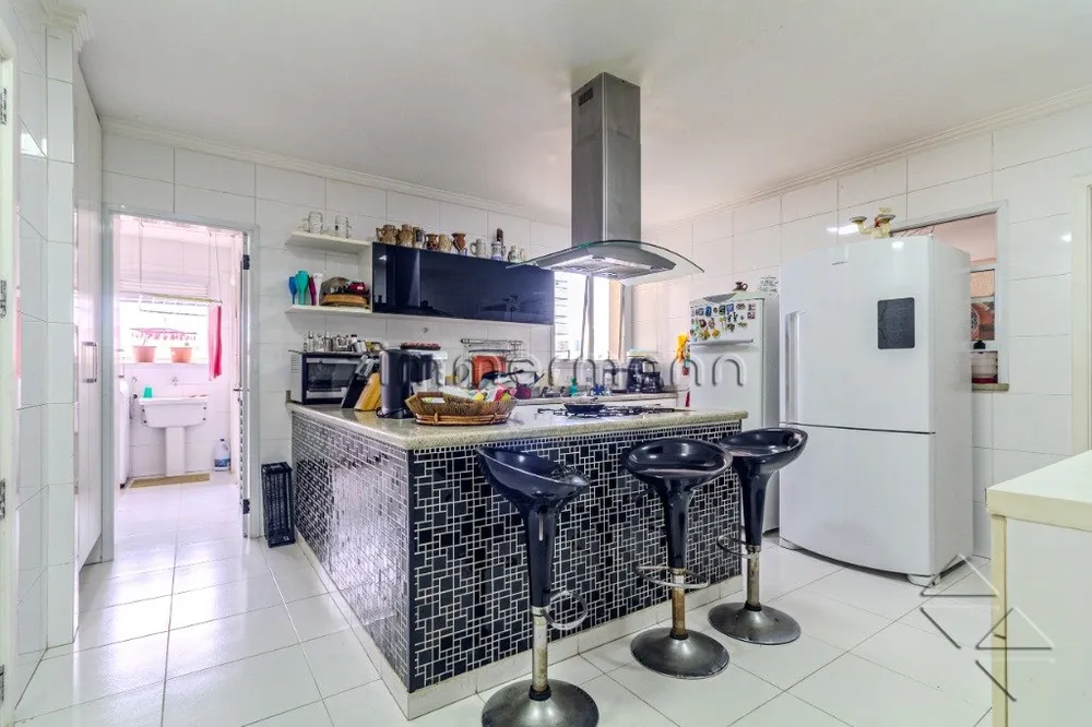 Apartamento, 4 quartos, 230 m² - Foto 2