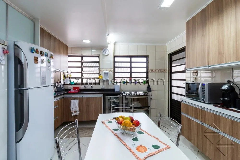 Casa, 3 quartos, 244 m² - Foto 9