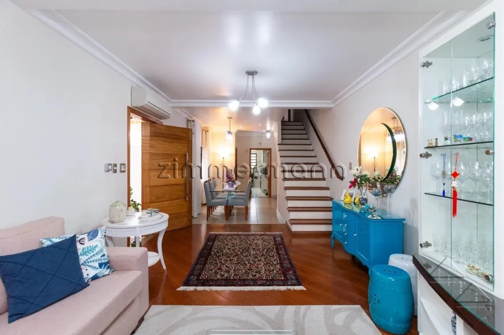 Casa, 3 quartos, 244 m² - Foto 2
