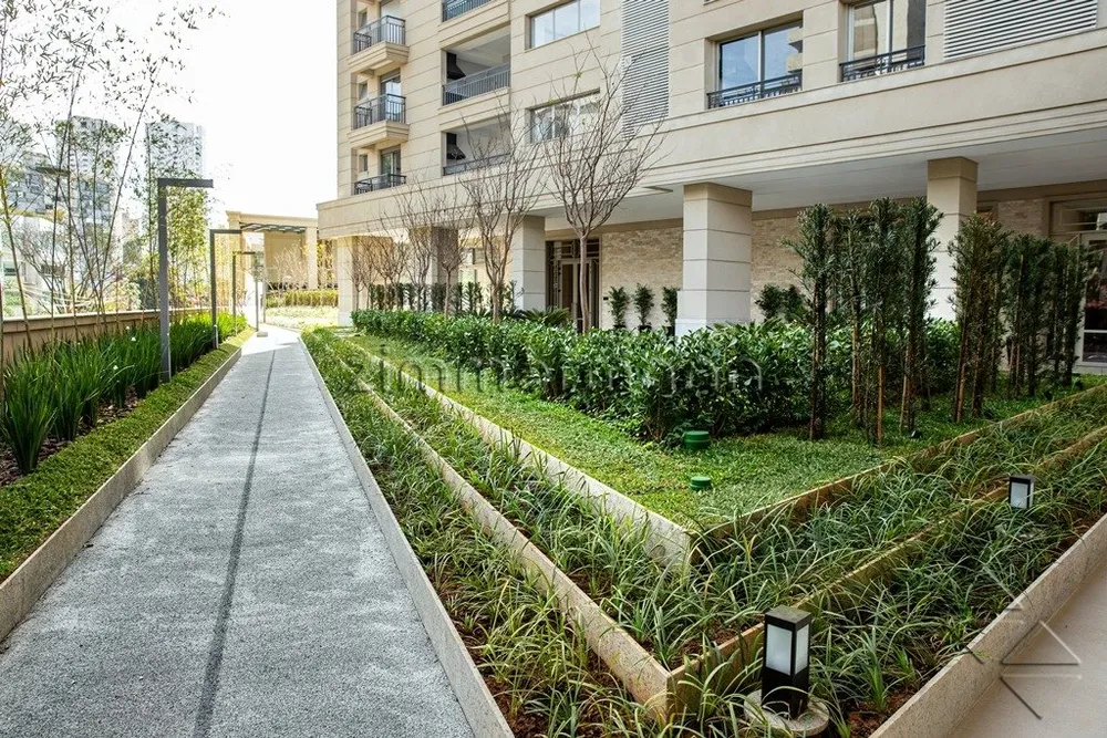 Apartamento, 3 quartos, 252 m² - Foto 1