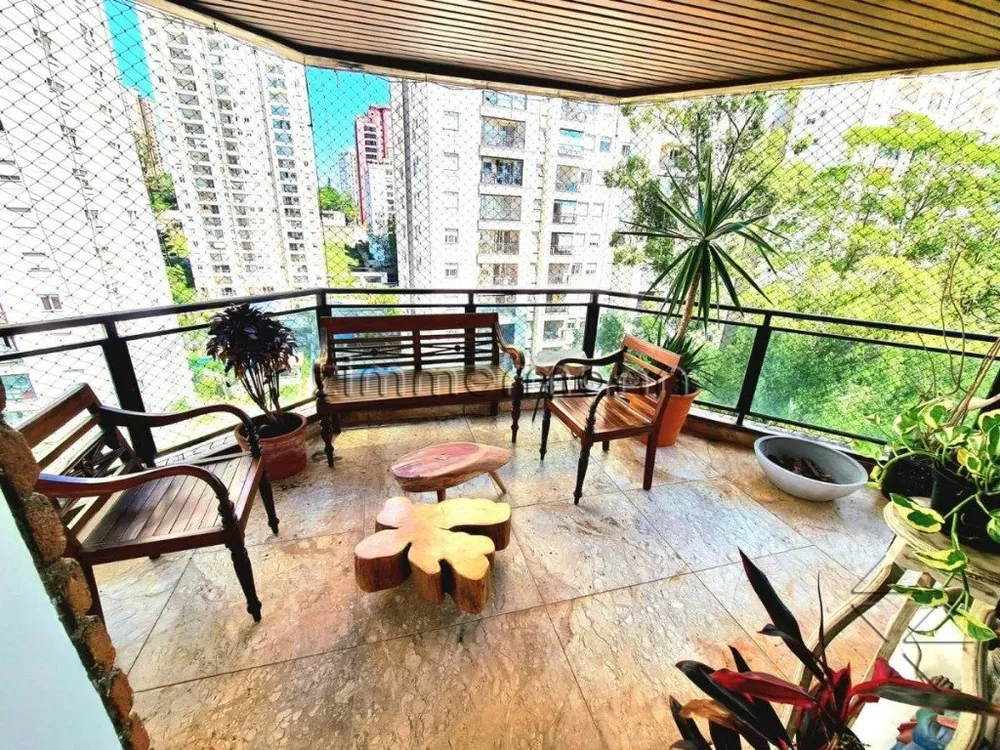 Apartamento, 4 quartos, 198 m² - Foto 1